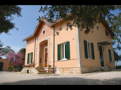 Bed and Breakfast Alba Rosa - Tenuta Colavecchio