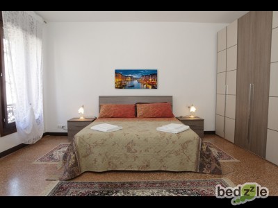 Double room with double sofa bed (2)